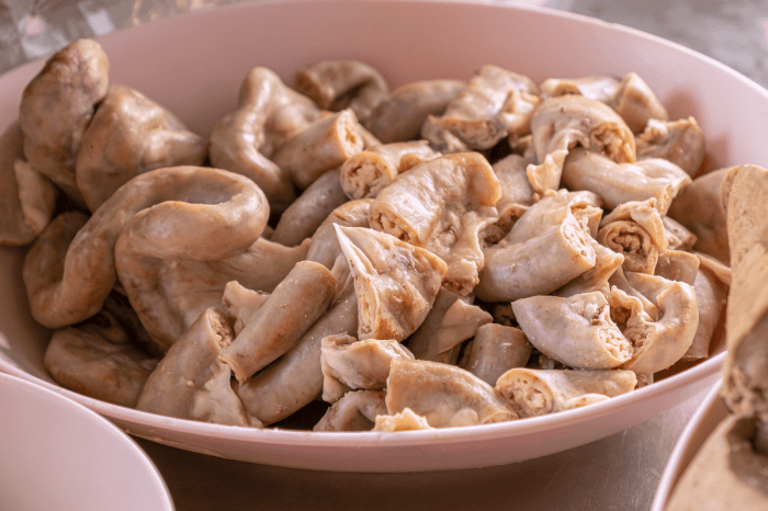 How to cook chitterlings southern style slow cooker