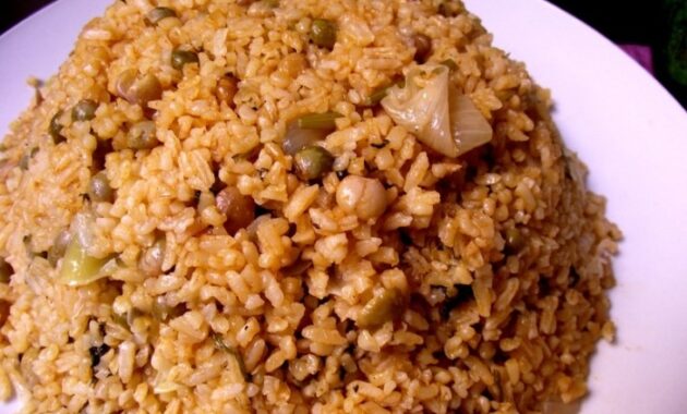 How to cook arroz con gandules dominican style